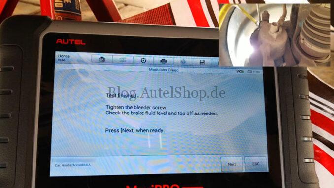 honda-accord-abs-modulator-bleed-with-autel-mp808ts (12)